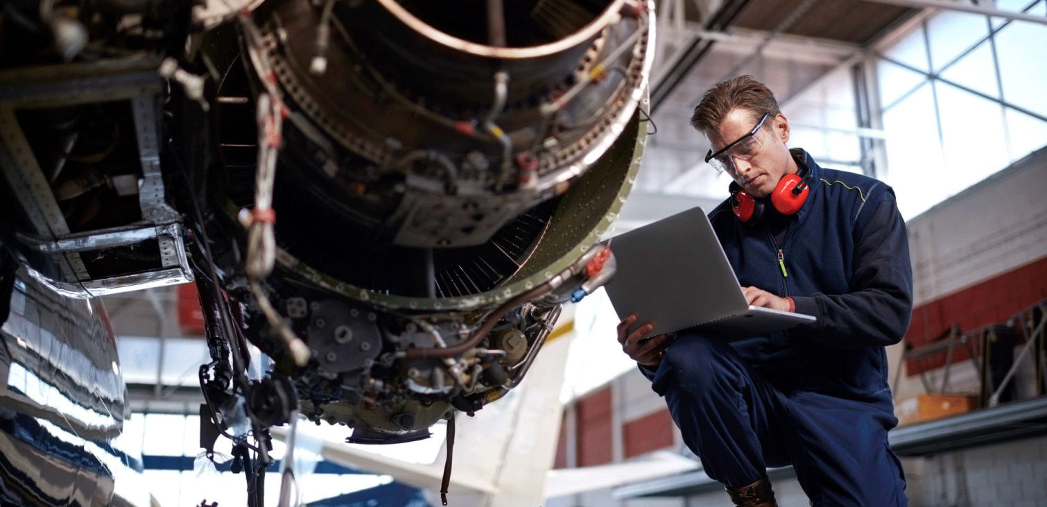 engineer-checking-design-jet-engine-1-1510x731