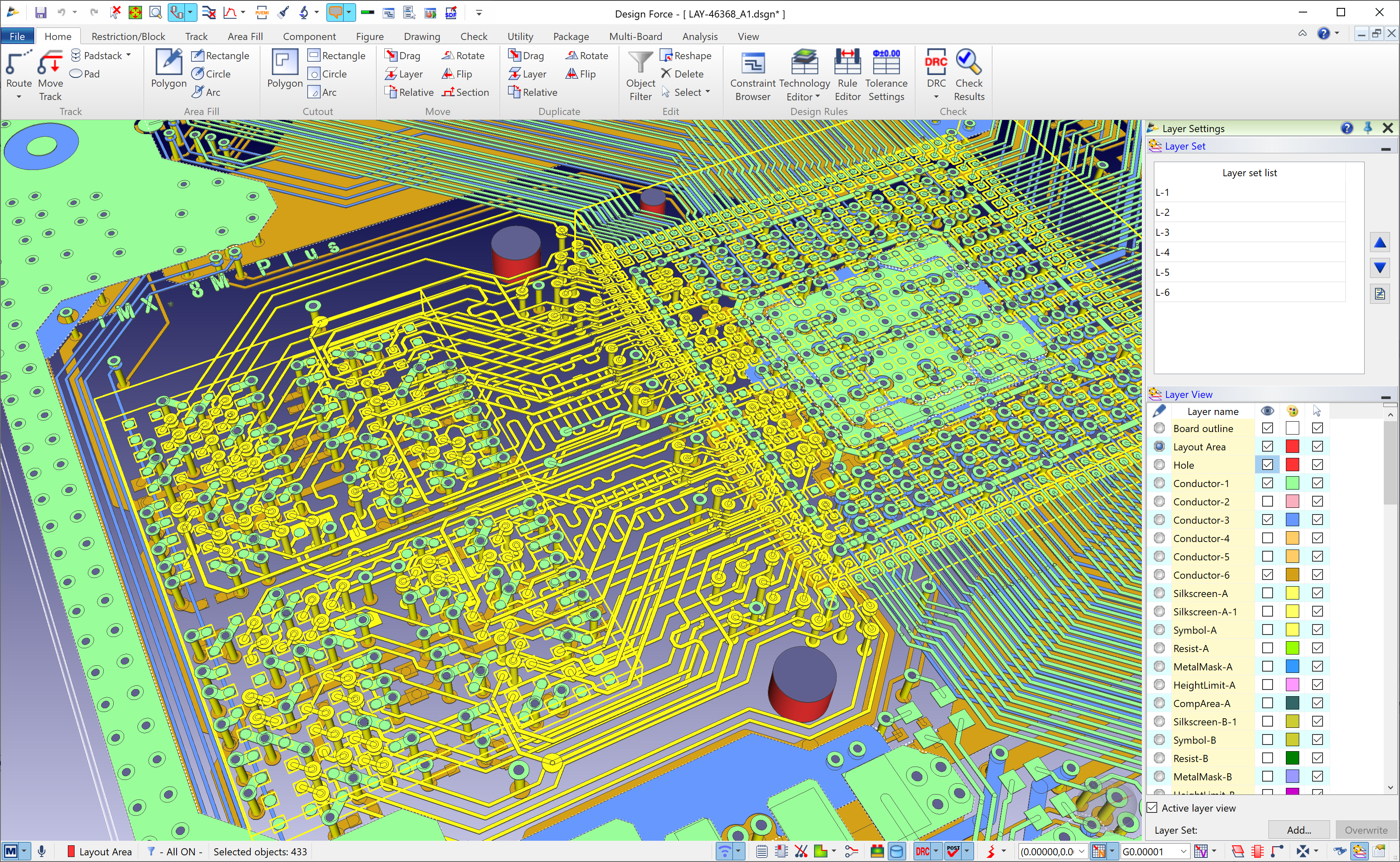 Routing of a DDR4 memory board